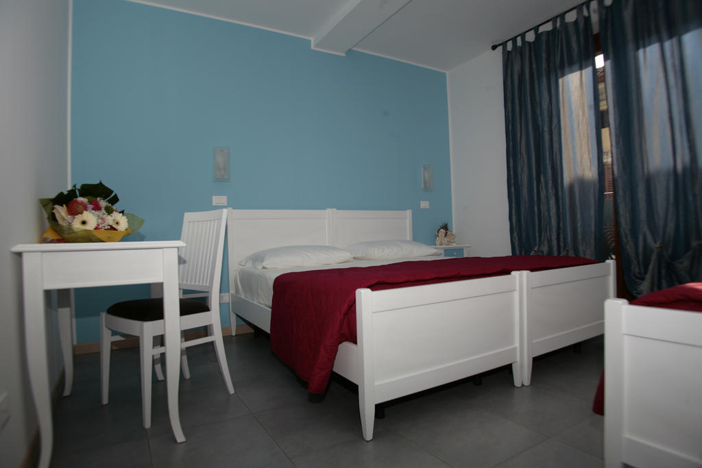 Bed & Breakfast Nettuno Comun Nuovo Ruang foto