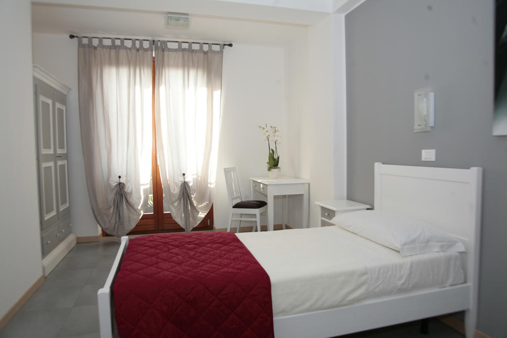 Bed & Breakfast Nettuno Comun Nuovo Ruang foto
